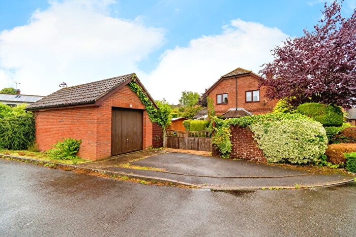 3 Bedroom Detached House For Sale In Barleycorn Walk, Cadnam, Southampton, Hampshire, SO40