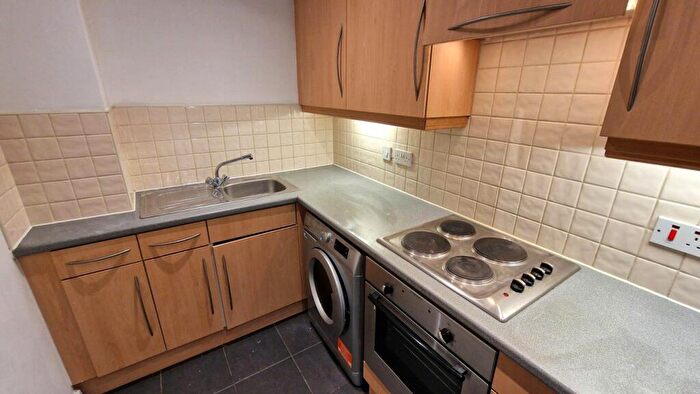 2 Bedroom Apartment To Rent In Montana House, Princess Street, M1