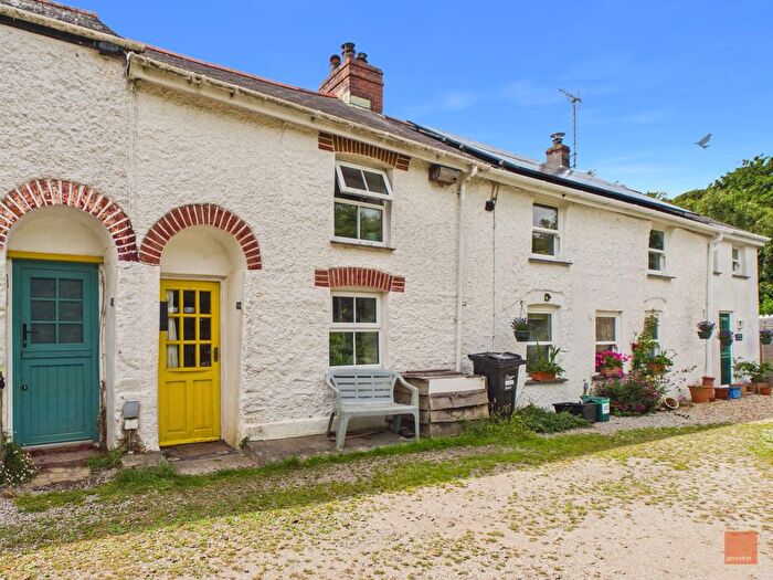2 Bedroom Cottage For Sale In Goonbell, St. Agnes, TR5