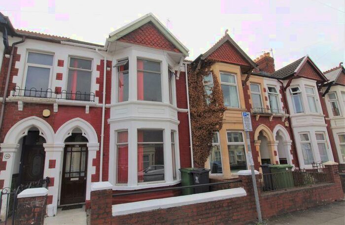 3 Bedroom Terraced House To Rent In Llanishen Street Cardiff, CF14