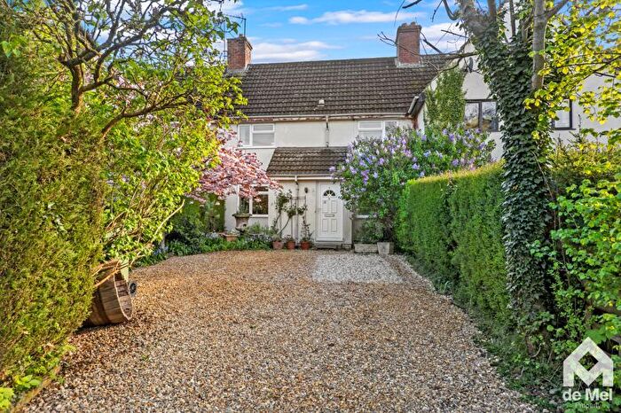 3 Bedroom Terraced House For Sale In Llanthony Cottages, Tredington, GL20