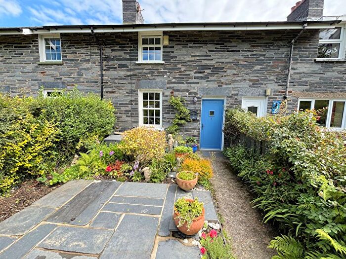 2 Bedroom Terraced House For Sale In Water Street, Abergynolwyn, LL36