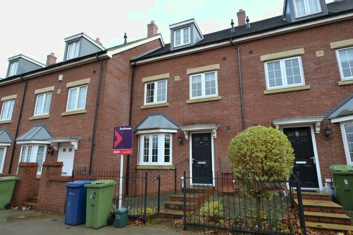 4 Bedroom Terraced House To Rent In Lancaster Road, Brockworth, Gloucester GL3