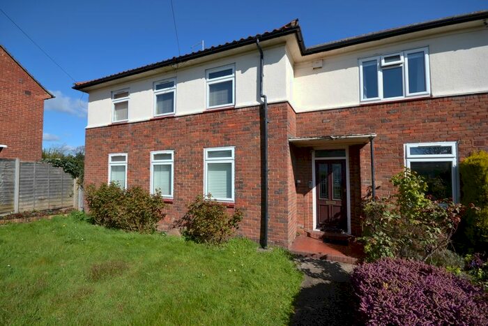 1 Bedroom Flat To Rent In Poverest Road, Orpington, BR5