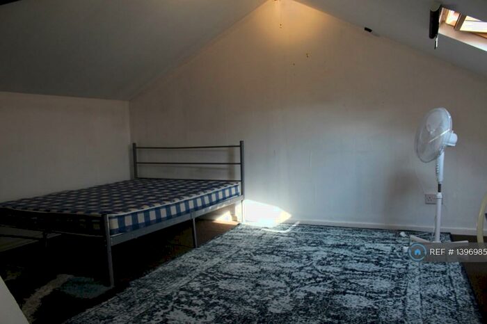 Studio To Rent In Wilberforce Road, London, N4