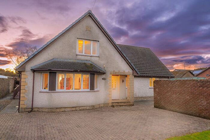 6 Bedroom Detached House For Sale In Eldrick Avenue, Fauldhouse, EH47