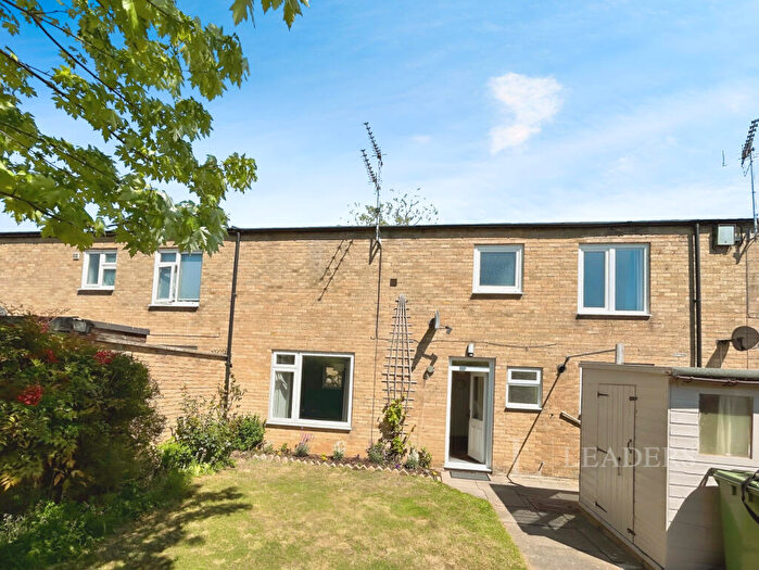 2 Bedroom Terraced House To Rent In Crowland Way, CB4