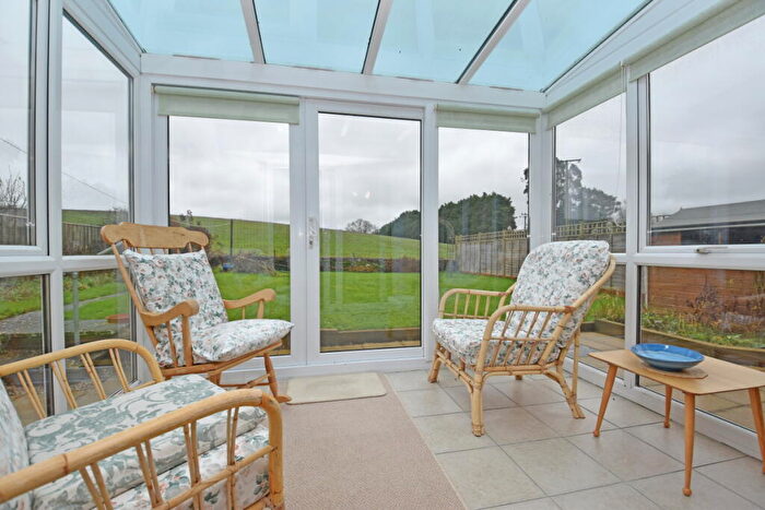 2 Bedroom Detached Bungalow For Sale In Meadow View, Uffculme, EX15