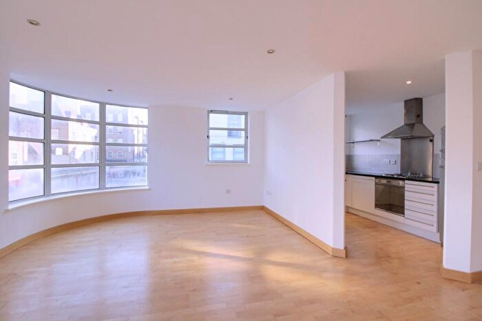 2 Bedroom Apartment To Rent In Leyden Street, Spitalfields, E1