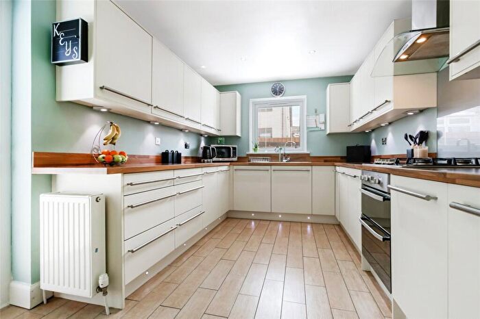 5 Bedroom Detached House For Sale In Bankton Drive, Livingston, West Lothian, EH54