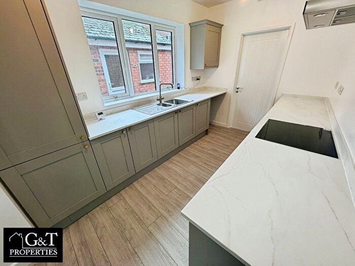 3 Bedroom Terraced House For Sale In Bank Street, Brierley Hill, DY5