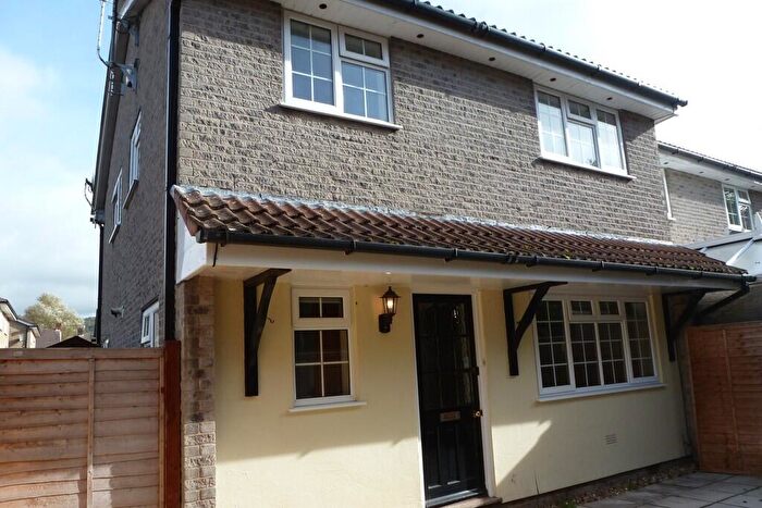 2 Bedroom End Of Terrace House To Rent In Fiveways Close, Cheddar, BS27