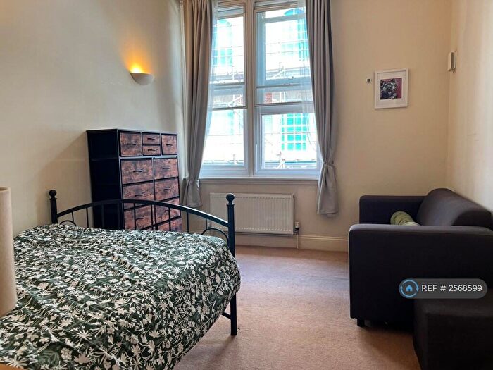 2 Bedroom Flat To Rent In Collectors House, Ipswich, IP1