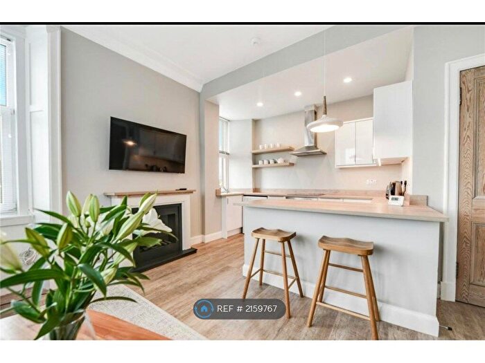 2 Bedroom Flat To Rent In Charles Street, Largs, KA30