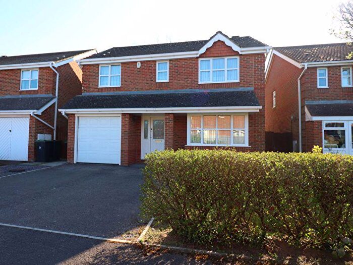 4 Bedroom Detached House For Sale In Hussar Close, Christchurch, BH23