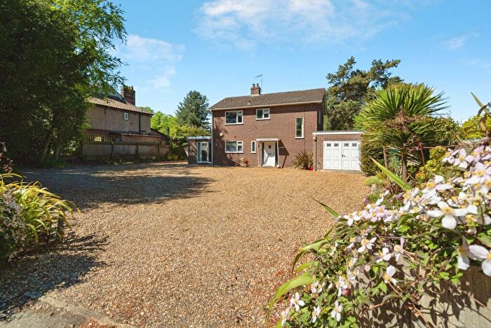 3 Bedroom Detached House For Sale In Norwich Road, Wroxham, Norwich, Norfolk, NR12