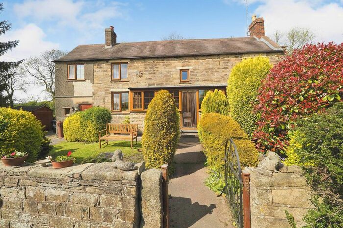 3 Bedroom Property For Sale In Manor Road, South Wingfield, Alfreton, DE55