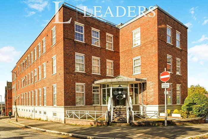 1 Bedroom Flat For Sale In Canal Street, Chester, Cheshire, CH1