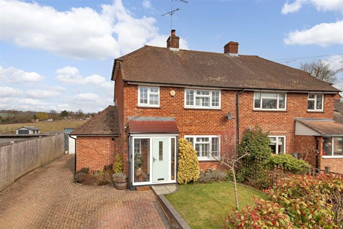3 Bedroom Semi-Detached House For Sale In St. Martins Meadow, Brasted, Westerham, TN16