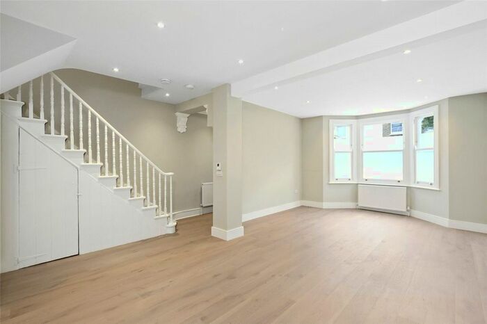 4 Bedroom Terraced House To Rent In Abdale Road, London, W12