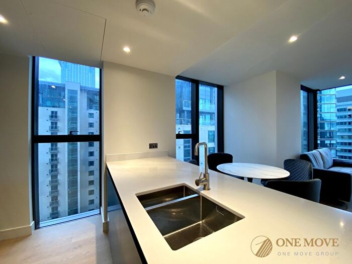 2 Bedroom Flat For Sale In Marsh Wall, Harcourt Tower, E14