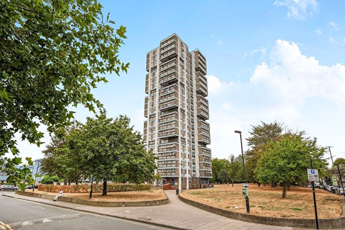 2 Bedroom Flat For Sale In Durrington Tower, Battersea, London, SW8