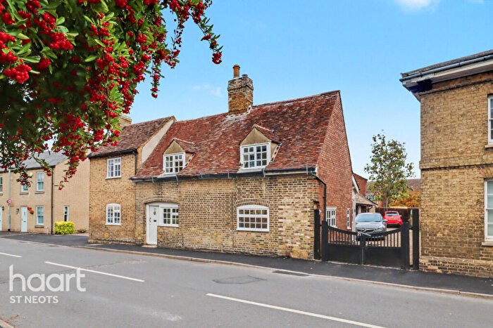 3 Bedroom Detached House For Sale In Berkley Street, Eynesbury, PE19