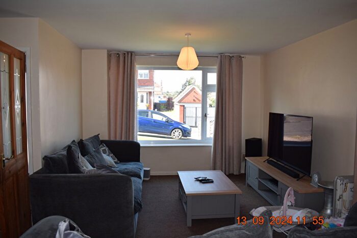 5 Bedroom Detached House To Rent In Berwyn Way, Nuneaton, CV10