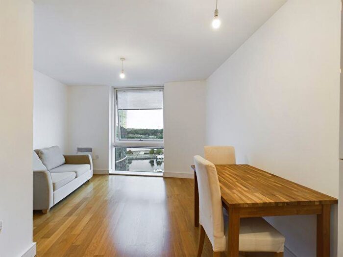1 Bedroom Apartment To Rent In Dock Head Road, Chatham, ME4