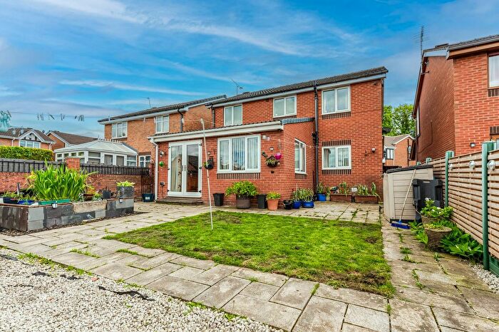 4 Bedroom Detached House For Sale In Peacock Close, Killamarsh, S21