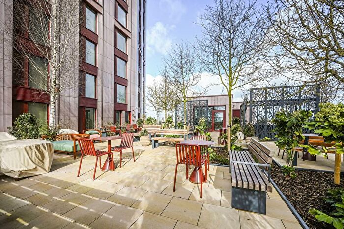 1 Bedroom Flat To Rent In The Eades, Selborne Road, Walthamstow, E17