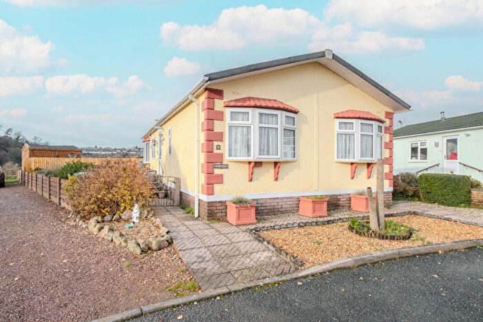 2 Bedroom Park Home For Sale In Severn Bridge Park Homes, Chepstow, NP16