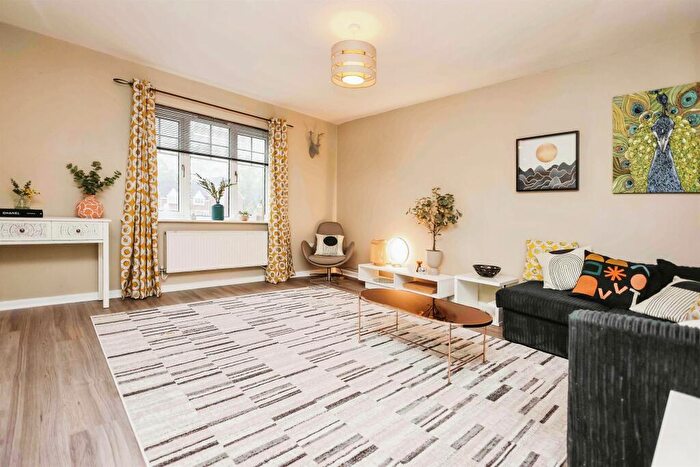 2 Bedroom Flat For Sale In Canterbury Close, Birmingham, B23