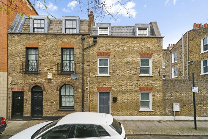 4 Bedroom Terraced House To Rent In Clark Street, London, E1