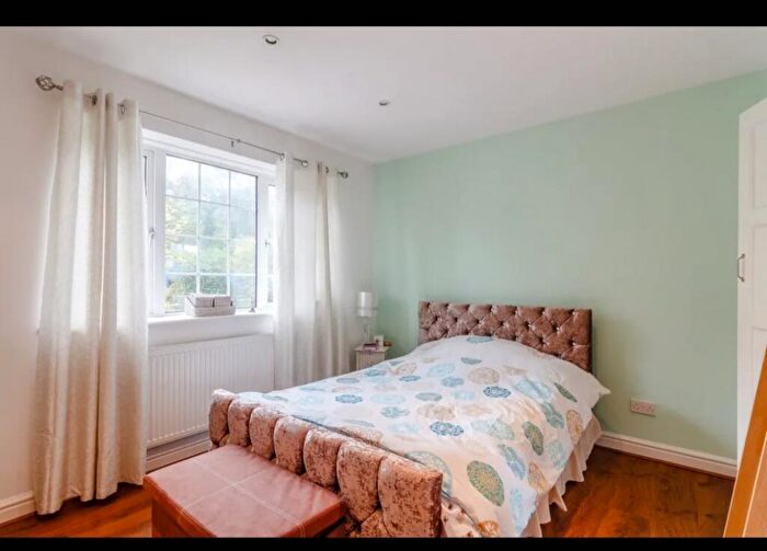 3 Bedroom Semi-Detached House For Sale In Heathwood Road, West Cross, SA3