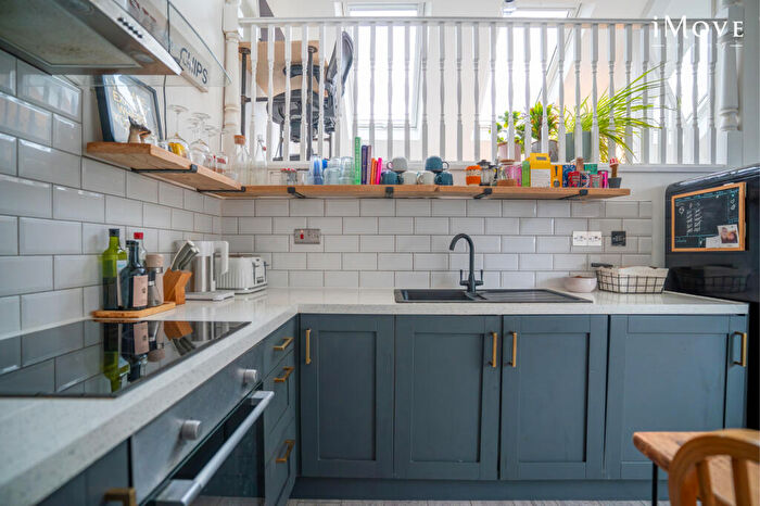 1 Bedroom Flat For Sale In Sangley Road, London, SE25