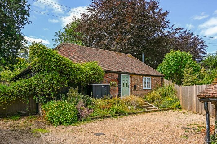 3 Bedroom Bungalow For Sale In Maxted Street, Stelling Minnis, Canterbury, Kent, CT4