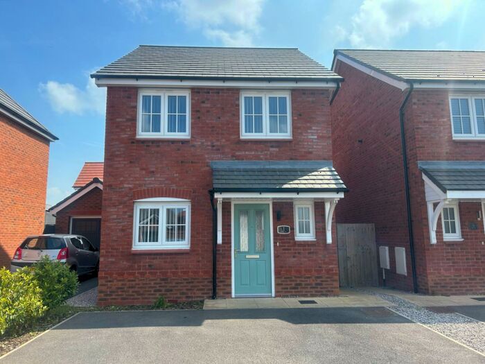 3 Bedroom Detached House To Rent In Bryn Twr, LL18
