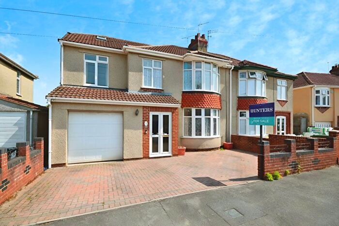 4 Bedroom Semi-Detached House For Sale In Kinsale Road, Bristol, BS14