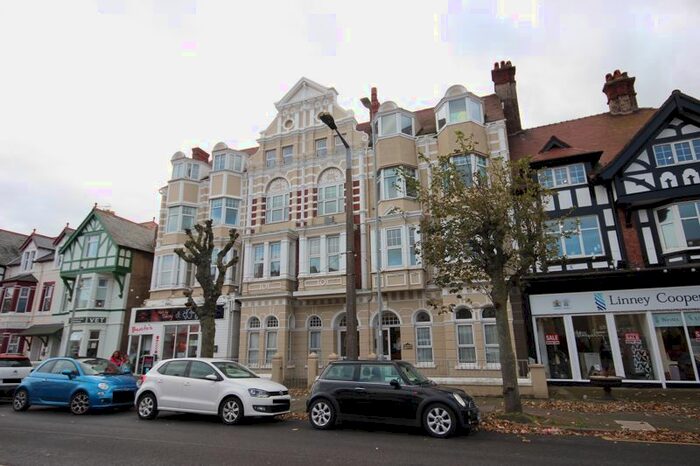 1 Bedroom Flat To Rent In Mostyn Avenue, Llandudno, LL30