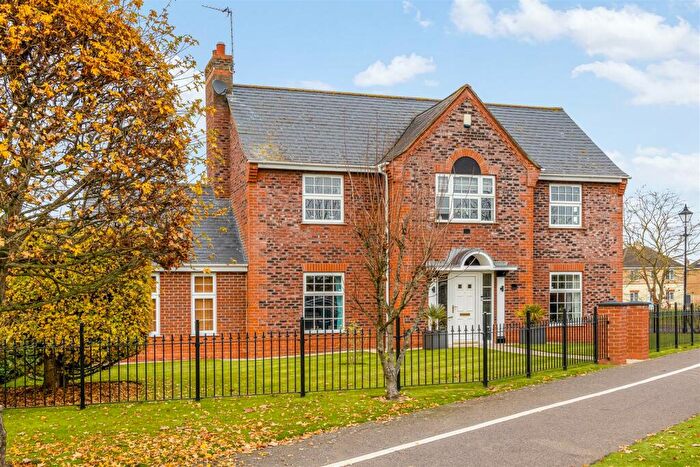 6 Bedroom Detached House For Sale In Ashton Hall Drive, Boston, PE21