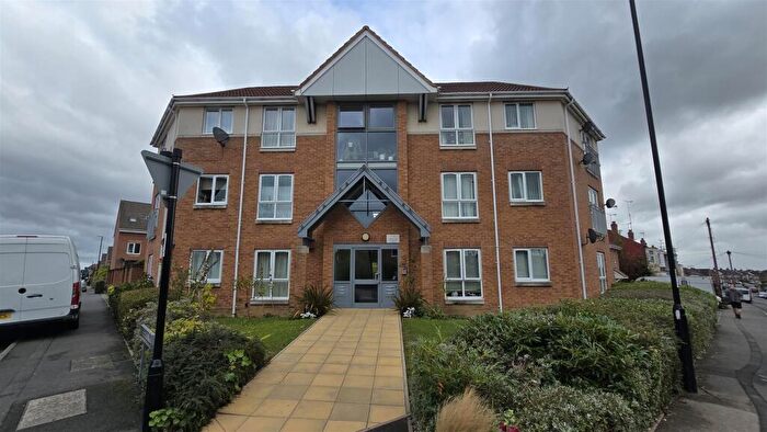 2 Bedroom Apartment To Rent In Bardin Court, Common Way, Coventry, CV2