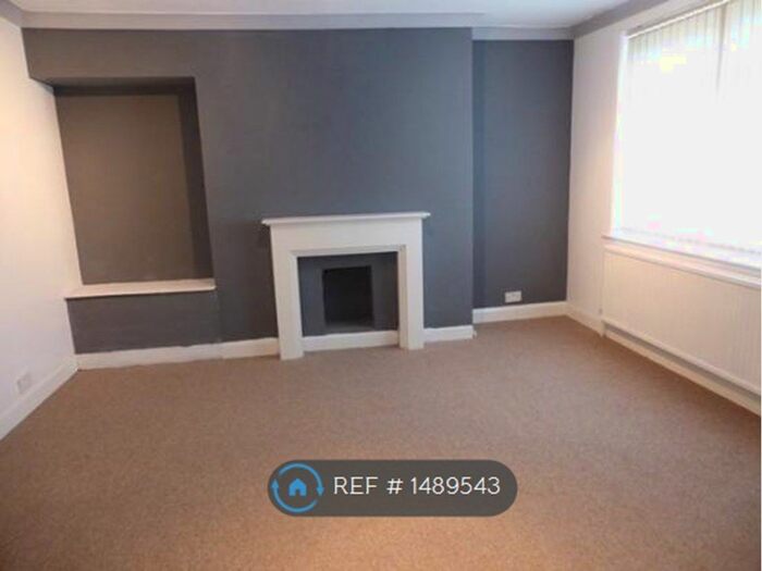 4 Bedroom Semi-Detached House To Rent In Pilkington Road, Manchester, M9