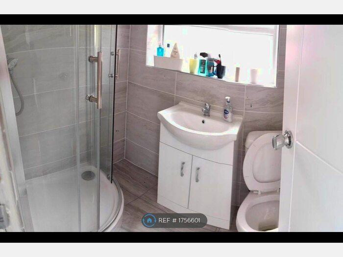 3 Bedroom Terraced House To Rent In Richmond Street, Coventry, CV2