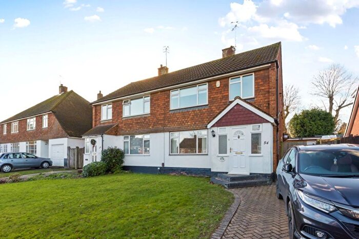 3 Bedroom Semi-Detached House To Rent In Silverhurst Drive, Tonbridge, TN10