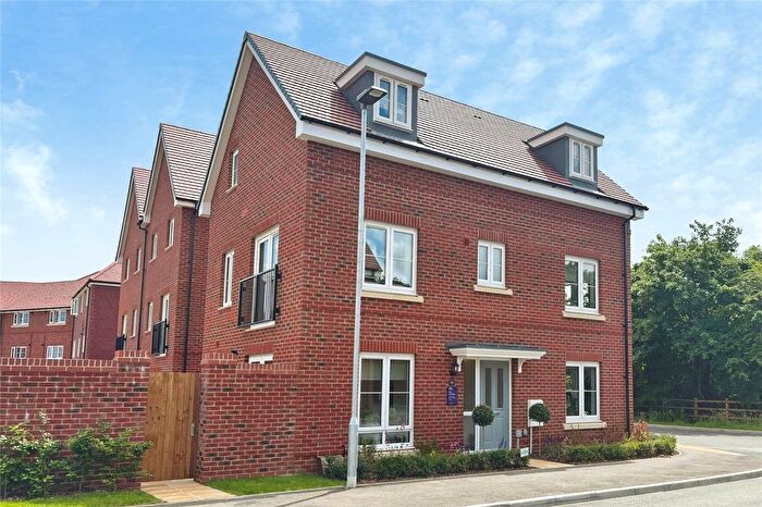 3 Bedroom Detached House For Sale In Willow Green, Harvest Ride, Warfield, RG42