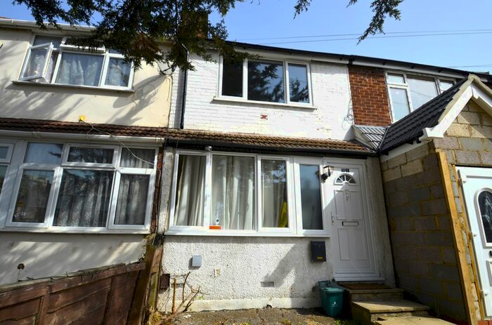 Studio To Rent In Coronation Road, Hayes, UB3