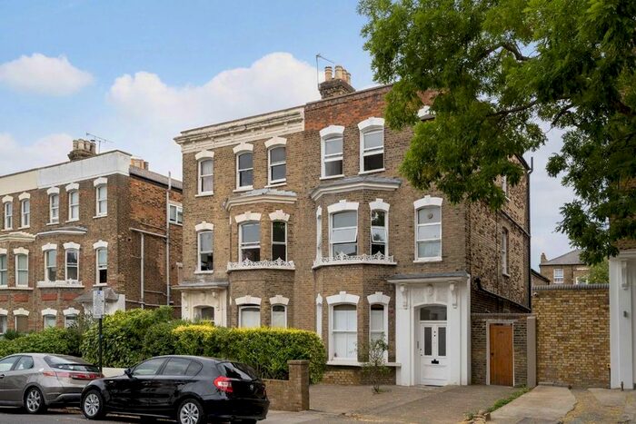 4 Bedroom Maisonette To Rent In Penn Road, London, N7