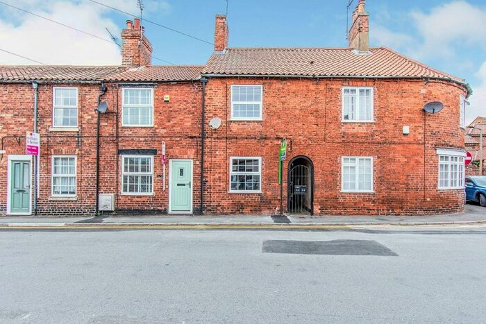 2 Bedroom Terraced House To Rent In Church Street, Bawtry, Doncaster, South Yorkshire, DN10
