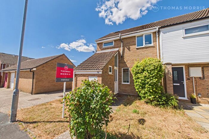 4 Bedroom End Of Terrace House For Sale In Ouse Road, St. Ives, Cambridgeshire, PE27